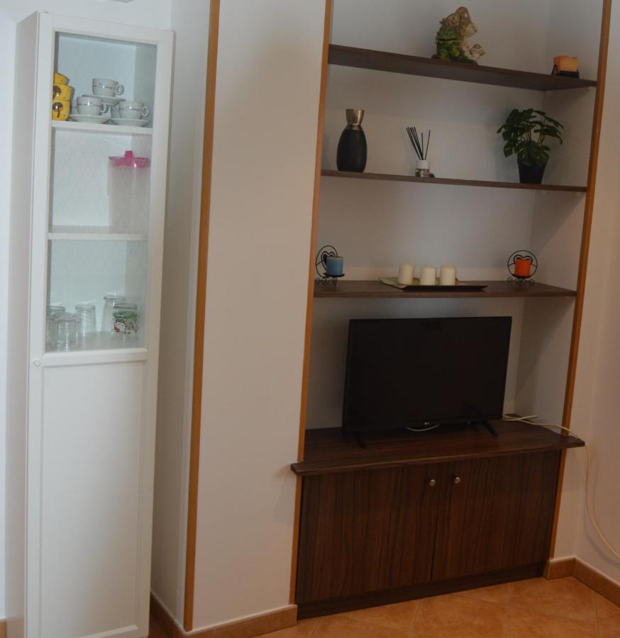 Hostal Solymar San Francisco  ภายนอก รูปภาพ